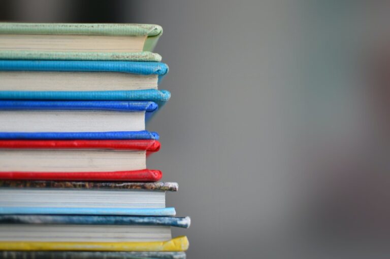 7 Awesome Books to Increase Your Productivity